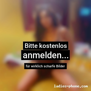 Leila ist unter 0152-19213212 bei WhatsApp