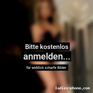 Stefanie aus Ungarn  - Luxusladies 0151-22513605