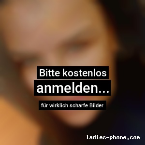 Alina ist unter 0155-10160440 bei WhatsApp