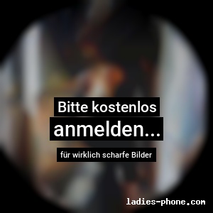 Lorena ist unter 0157-36019429 bei WhatsApp