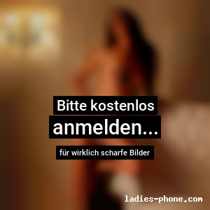 Julia aus Recklinghausen 02361-1060498