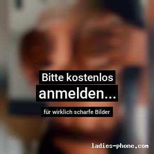 Identische Bilder in weiterem Profil (TS SAMANTHA) mit nummer 0152-15697920