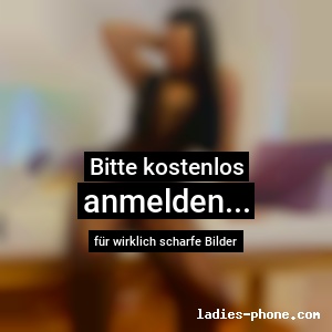 Ximena aus Stuttgart 0152-17462699