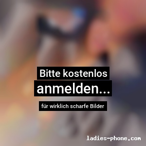 Sandra ist unter 0152-17909826 bei WhatsApp