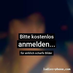 Lili ist unter 0155-10310914 bei WhatsApp