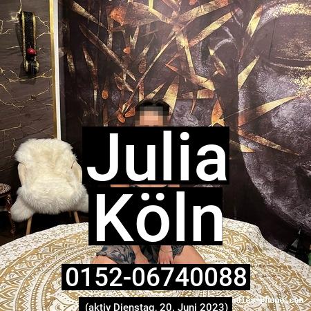 Julia aus Köln