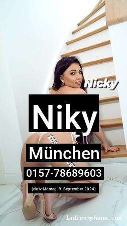 Nicky aus Dessau