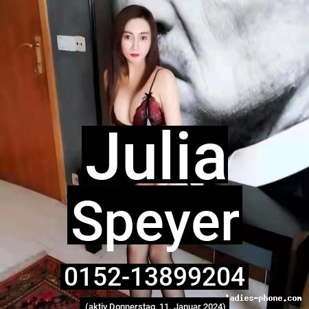 Julia aus Speyer