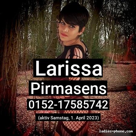 Larissa aus Pirmasens