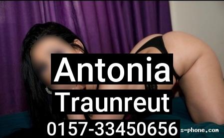 Antonia aus Traunreut