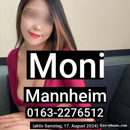 Moni aus Mannheim