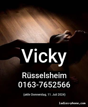 Vicky aus Rüsselsheim