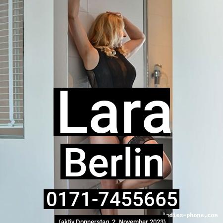 Lara aus Berlin