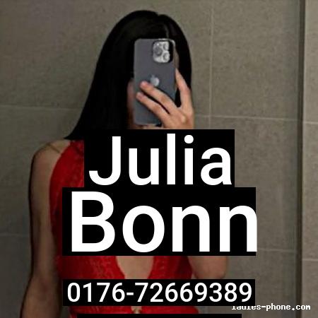 Julia aus Köln