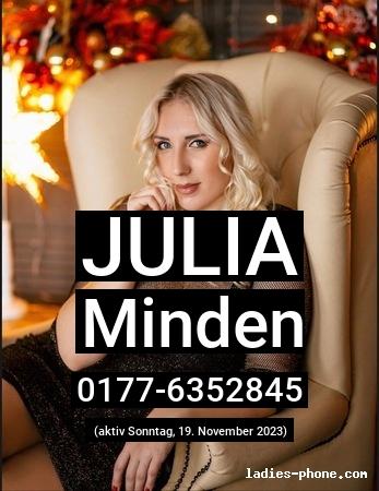 Julia aus Minden