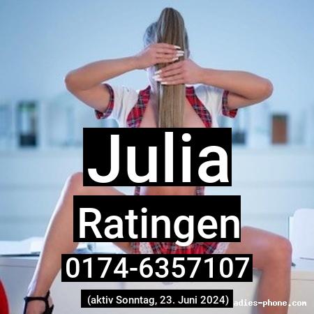 Julia aus Neuss