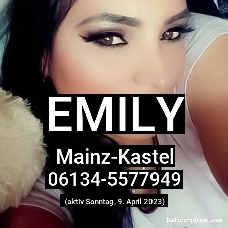 Emely aus Mainz-Kastel