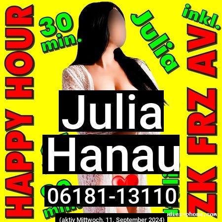 Julia aus Hanau