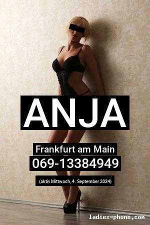 Anja aus Frankfurt am Main